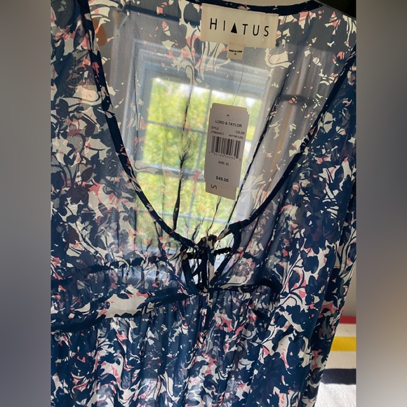 Women’s Babydoll Style V neck Sheer Blouse Sz XL - Picture 4 of 9